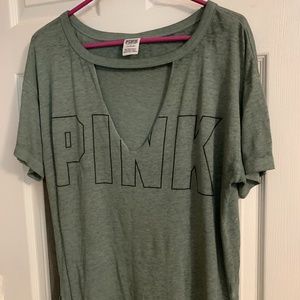 PINK v neck cut out short sleeved shirt